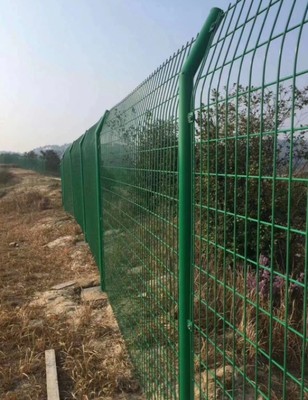 甘南球場護欄網新報價多少錢